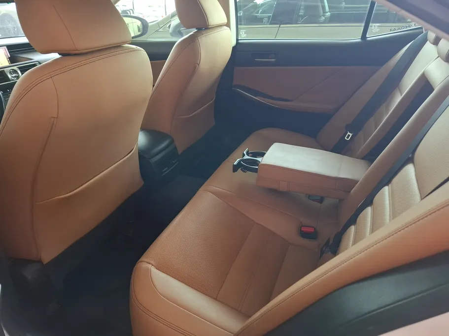2020 Lexus IS 350 BB 