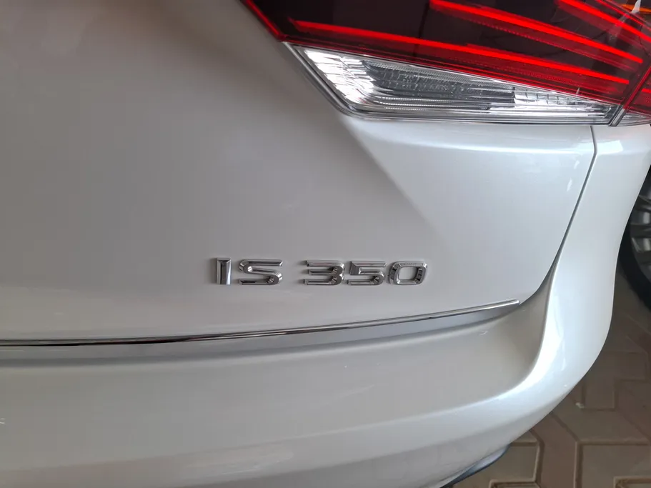 2020 Lexus IS 350 BB 