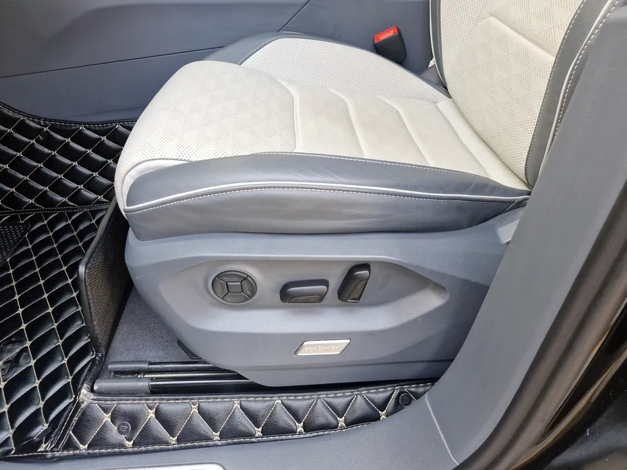 2024 Volkswagen Touareg  