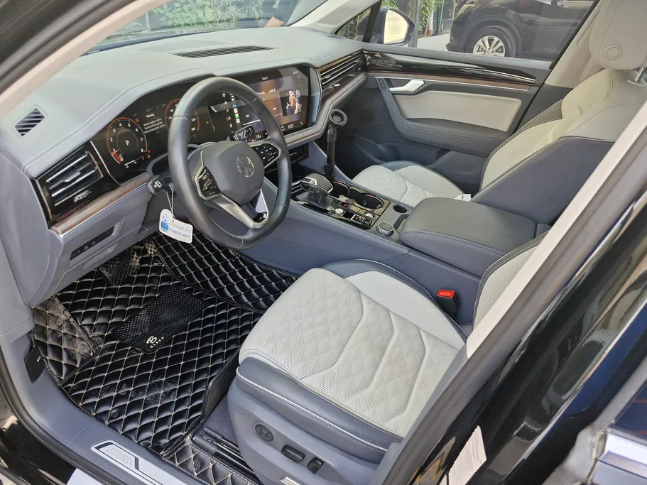 2024 Volkswagen Touareg  