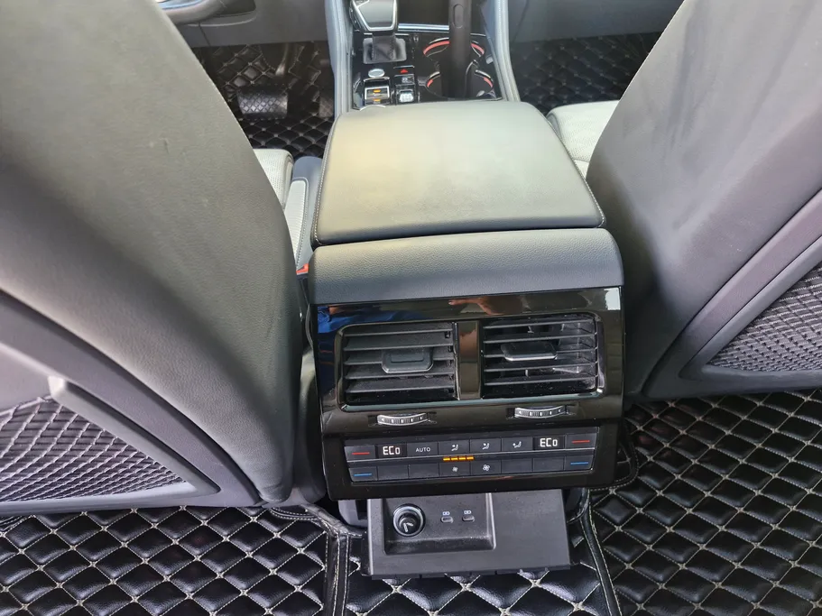 2024 Volkswagen Touareg  