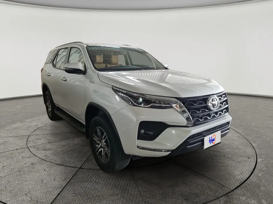 2024 Toyota Fortuner VX 