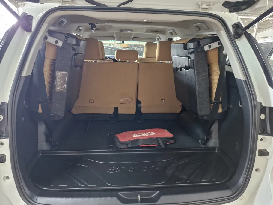 2024 Toyota Fortuner VX 