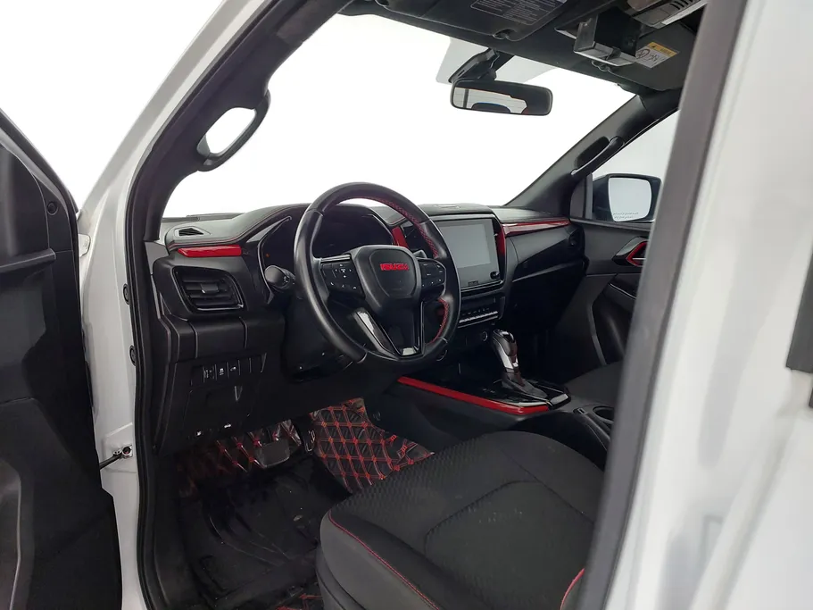 ايسوزو دي ماكس GT 2025 