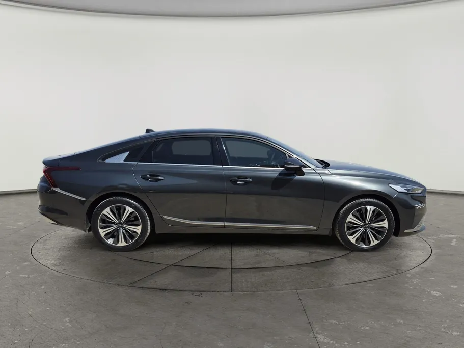 2023 Kia K8 EX 