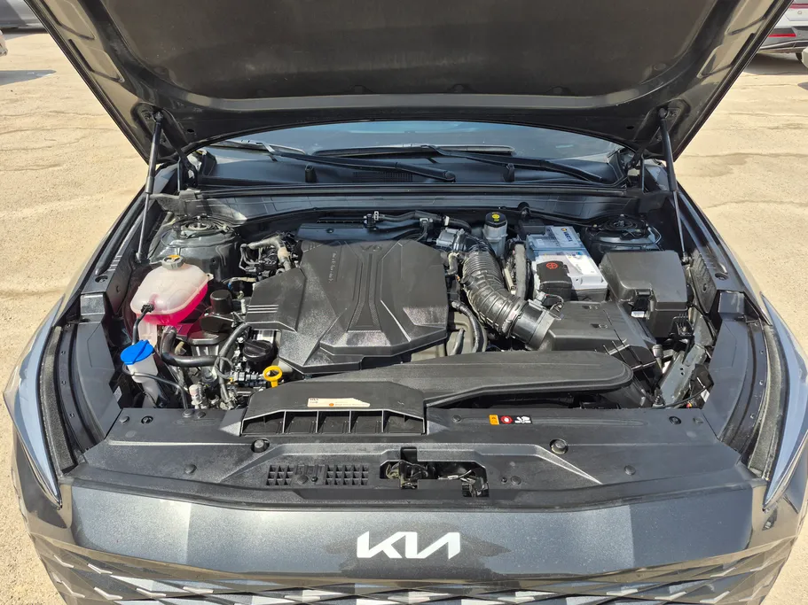 2023 Kia K8 EX 