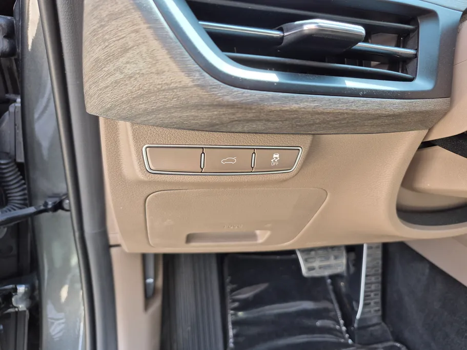 2023 Kia K8 EX 