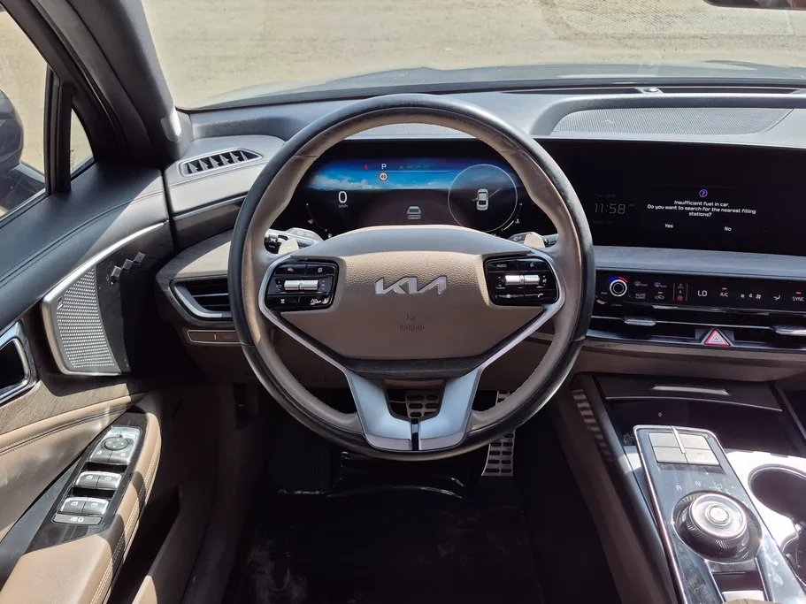 2023 Kia K8 EX 