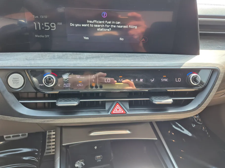 2023 Kia K8 EX 
