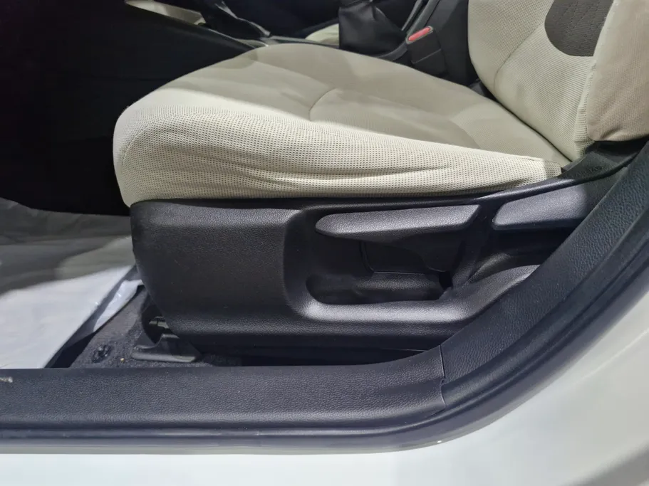 2022 Toyota Corolla Xli HEV 