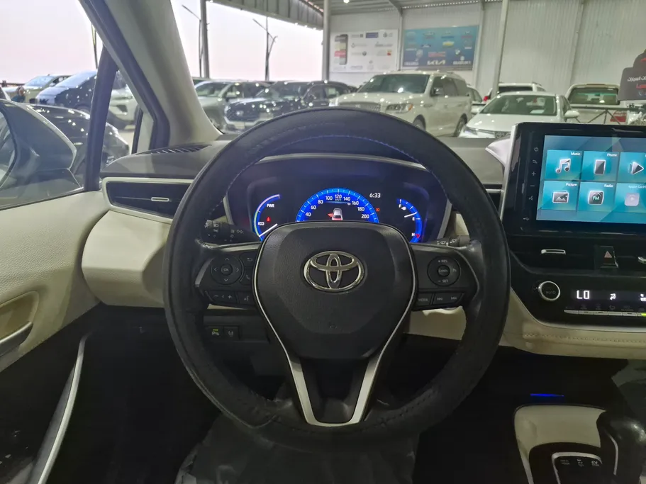 2022 Toyota Corolla Xli HEV 