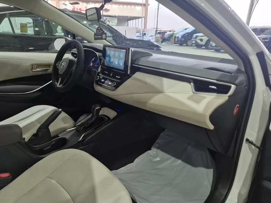 2022 Toyota Corolla Xli HEV 