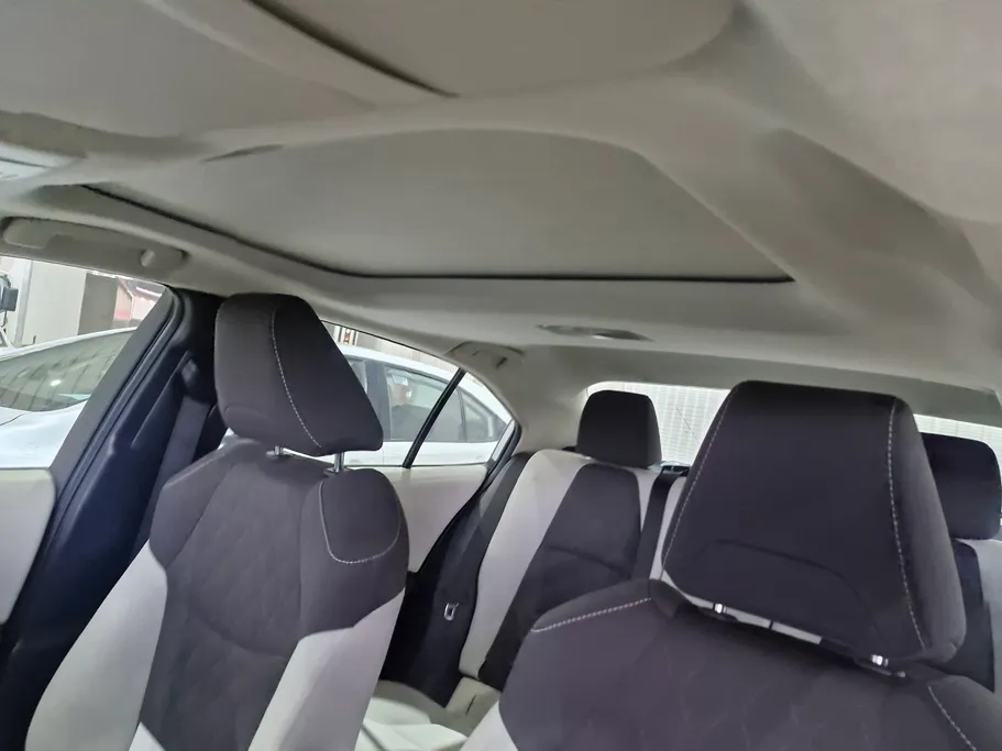 2022 Toyota Corolla Xli HEV 