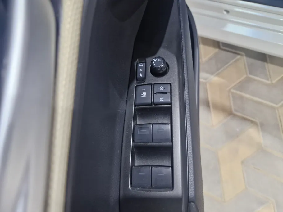 2025 Toyota Camry  E 