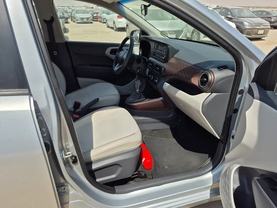 هيونداي Grand i10 فلييت 2024 