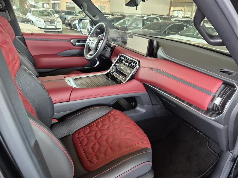 2025 Nissan Patrol Platinum 