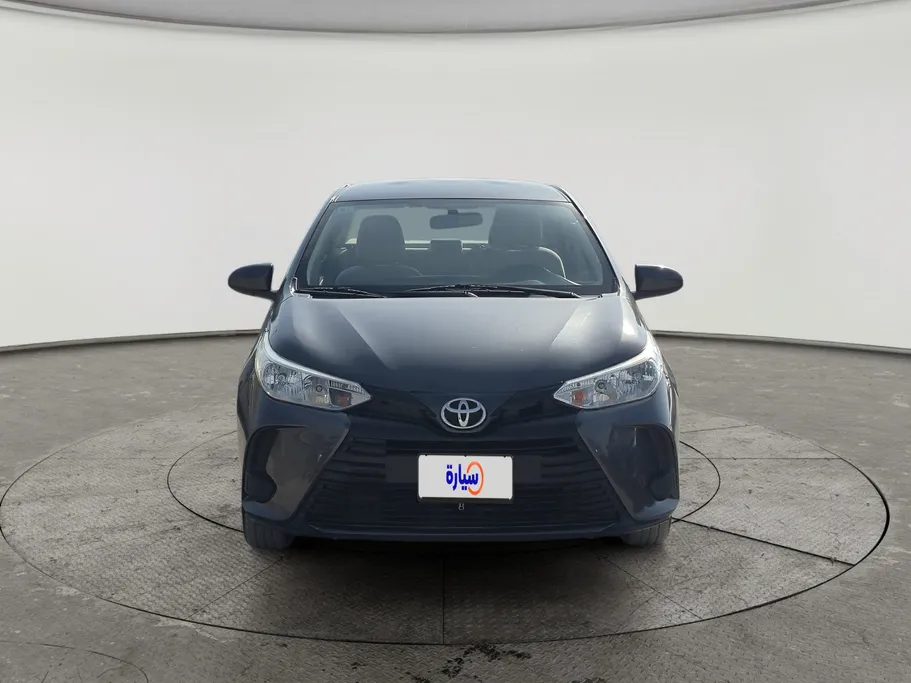 2022 Toyota Yaris  Y 