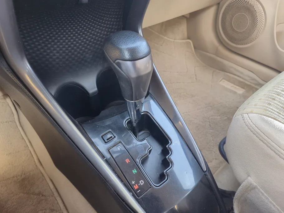 2022 Toyota Yaris  Y 
