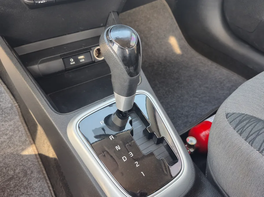 2022 Kia Pegas LX 