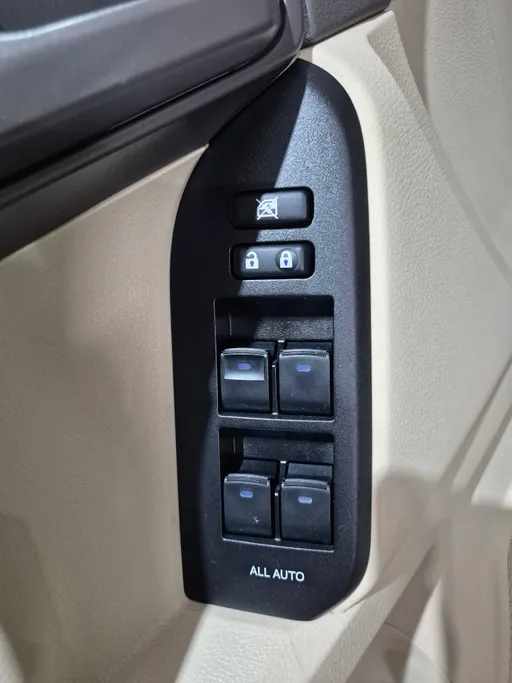 2023 Toyota Prado TXL 