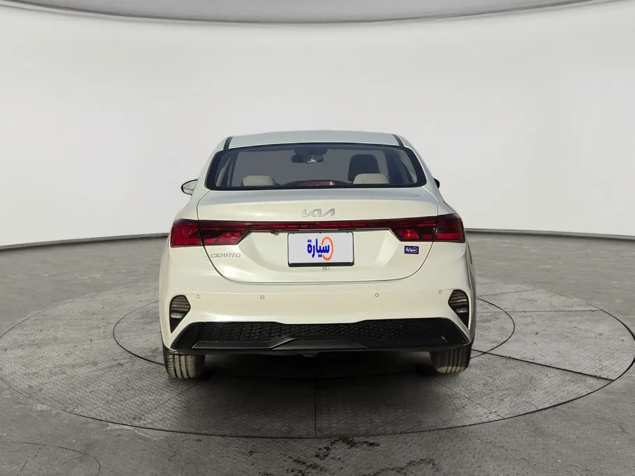 2023 كيا Cerato LX 