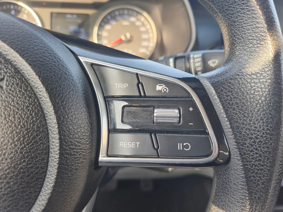 2023 كيا Cerato LX 