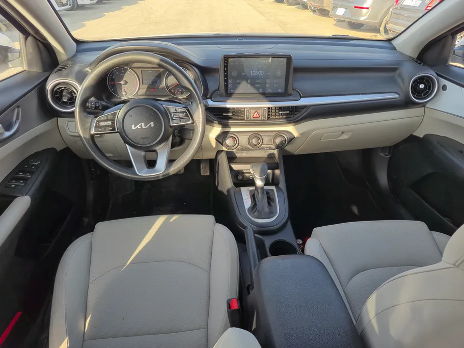 2023 كيا Cerato LX 
