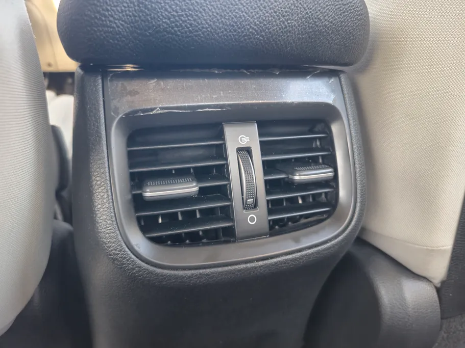 2023 كيا Cerato LX 