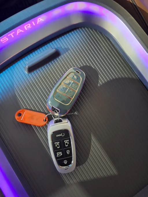 2023 Hyundai Staria Smart 9 ST 