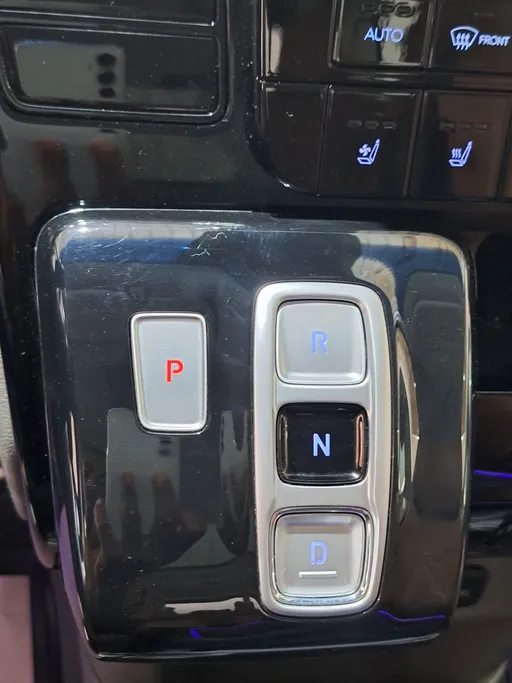 2023 Hyundai Staria Smart 9 ST 