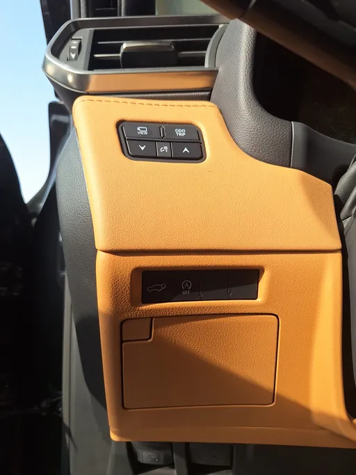 2026 Lexus LX 600 BB Elite 