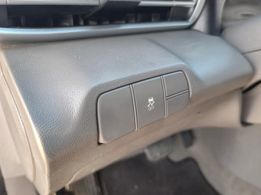 2024 Hyundai Elantra Fleet 