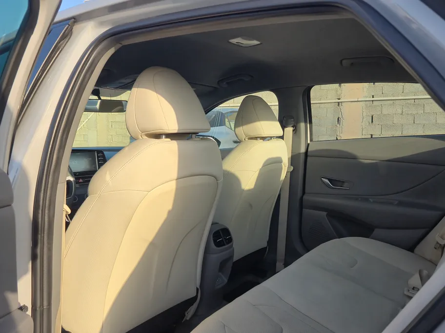 2024 Hyundai Elantra Fleet 