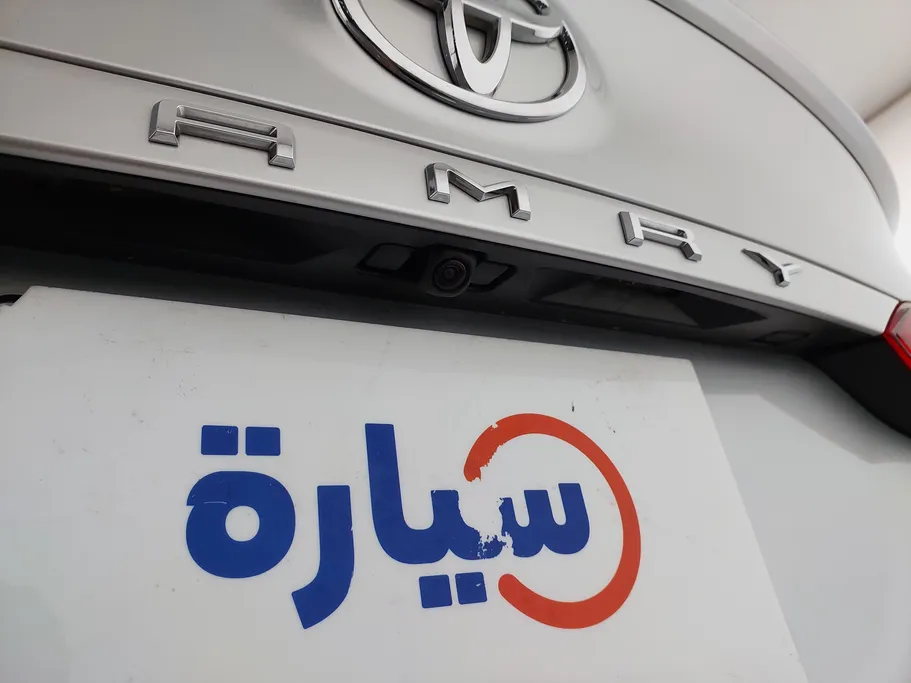 تويوتا كامري SE 2023 