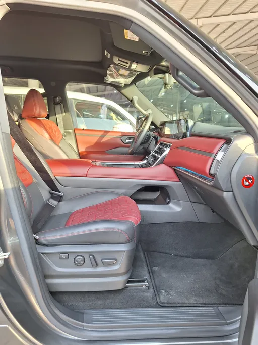 2025 Nissan Patrol Platinum 