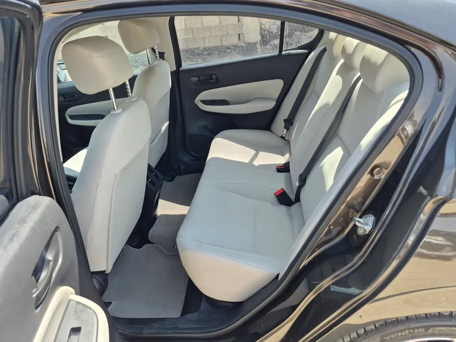 هوندا سيتى LX Sport 2023 