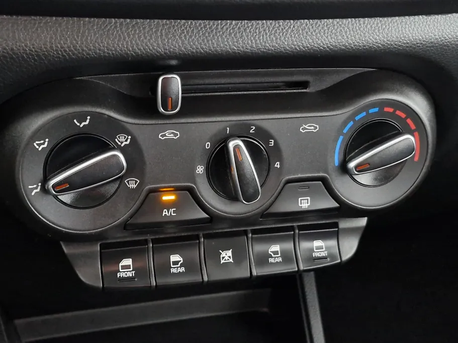2024 Kia Pegas LX 