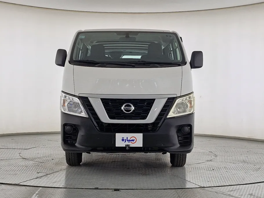 2022 Nissan Urvan MT Des بضاعه 