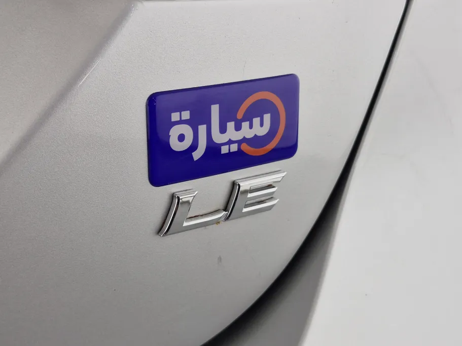 تويوتا كامري LE 2023 