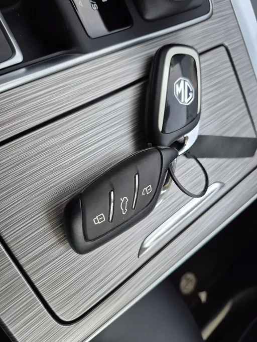ام جي RX5 LUX 2025 
