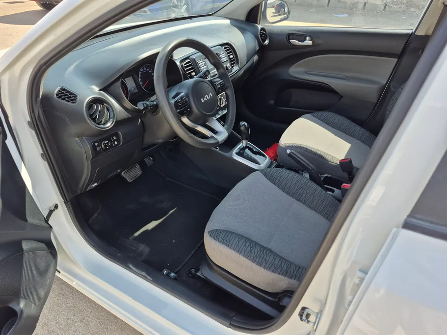 2024 Kia Pegas LX 