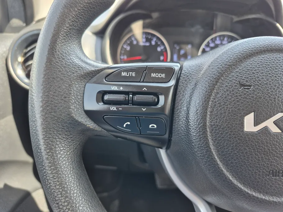 2024 Kia Pegas LX 