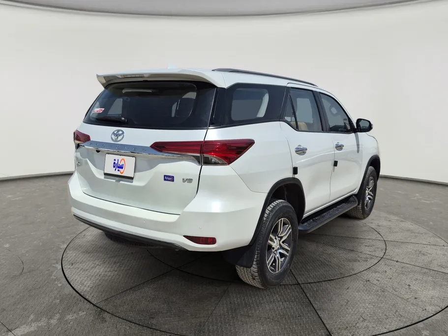 2024 Toyota Fortuner VX 