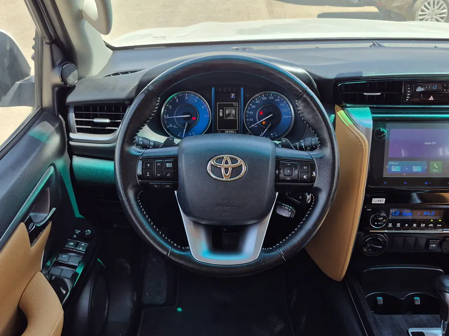 2024 Toyota Fortuner VX 