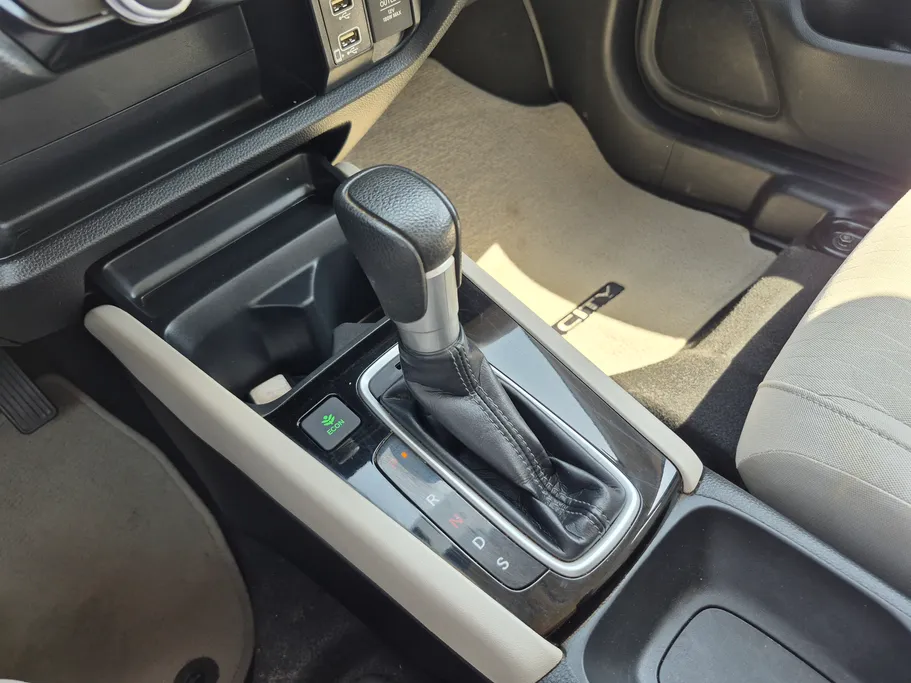 2023 Honda City LX Sport 