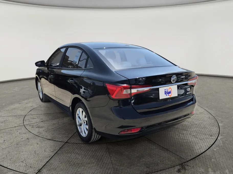 2023 MG 5 STD 