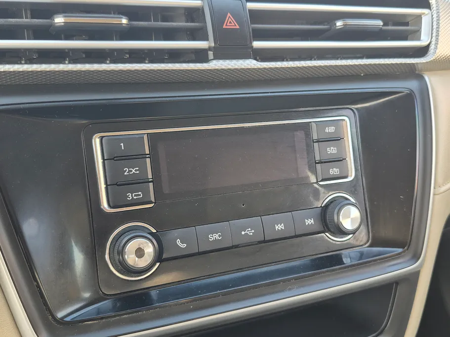 2023 MG 5 STD 