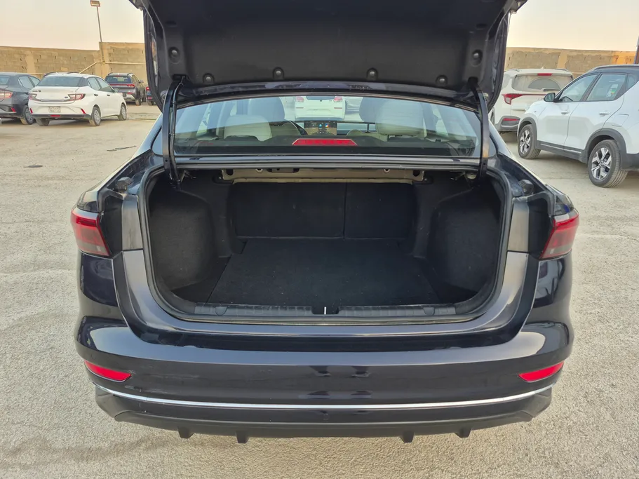 جيلي امجراند GS 2025 