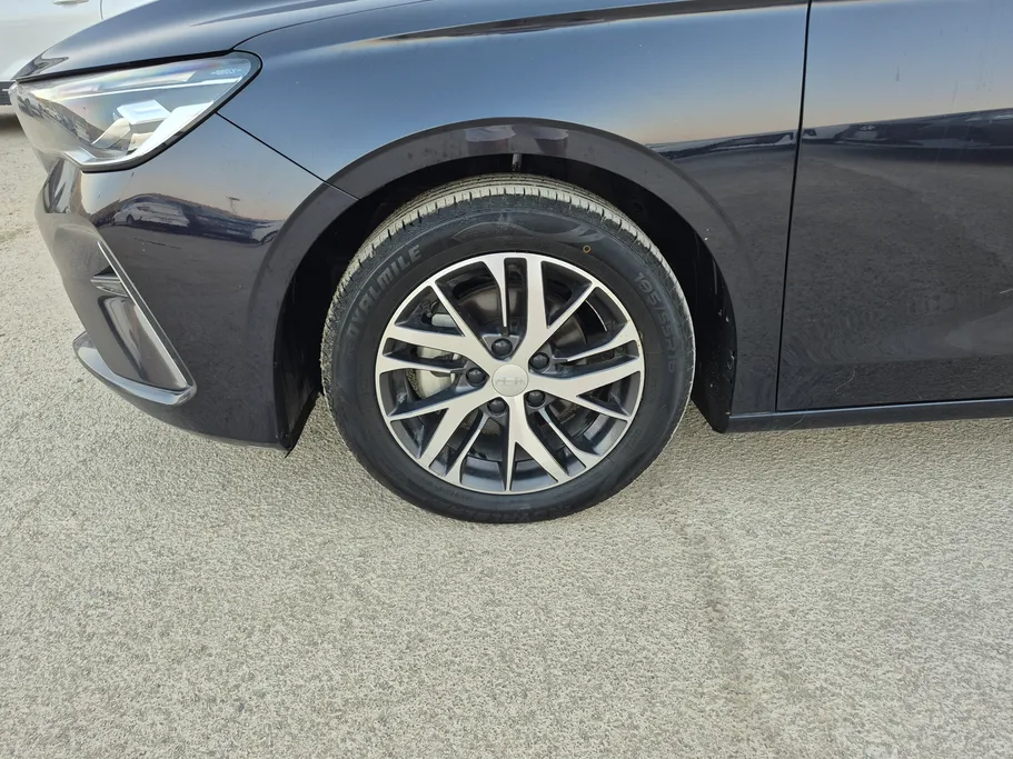 جيلي امجراند GS 2025 