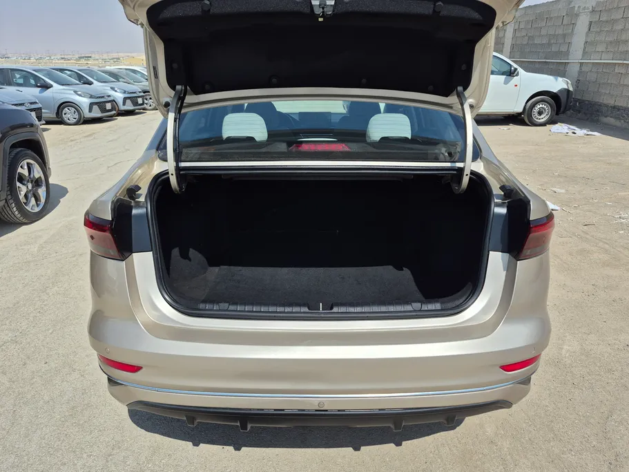 جيلي امجراند GS 2023 